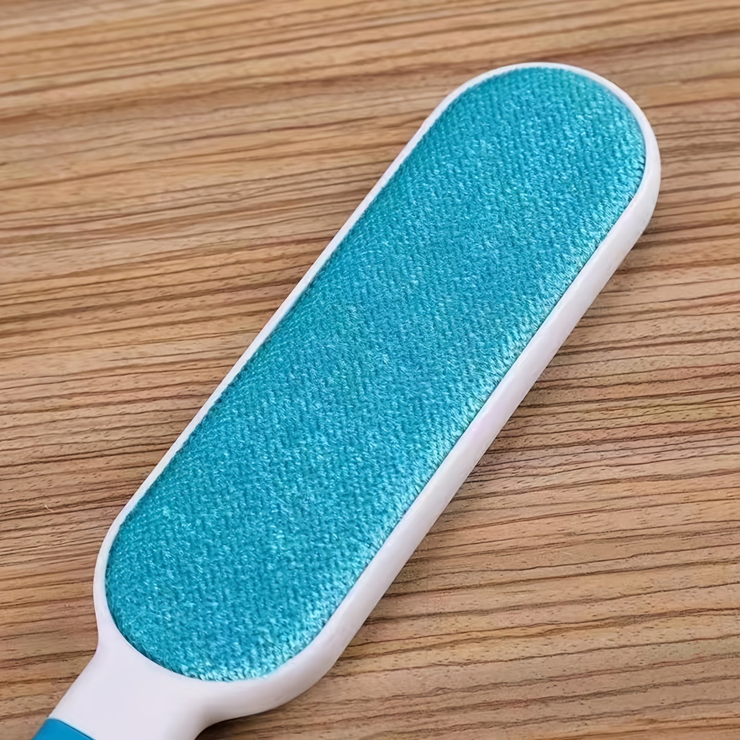 1pc, Reusable Pet Hair Remover Brush - Removes Pet Hair and Lint from Clothes, Bedding, Furniture, and Carpets - Static Electricity-Free - Perfect for Home Cleaning and Grooming
