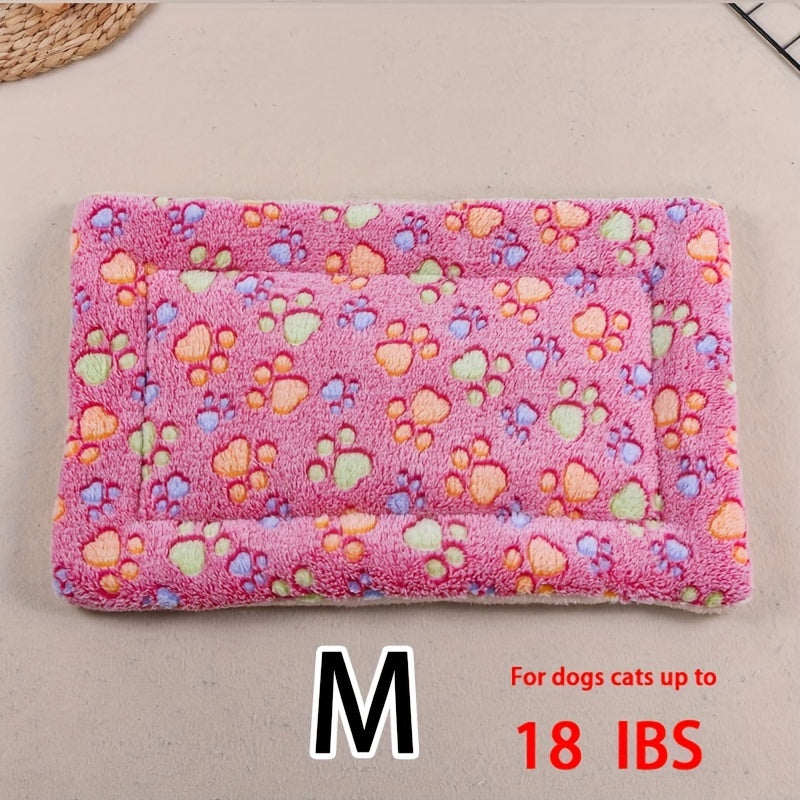All-Season Dirt-Resistant Rectangular Pet Blanket - Comfortable Dog Paw Heart Print Pet Bed, 1pc