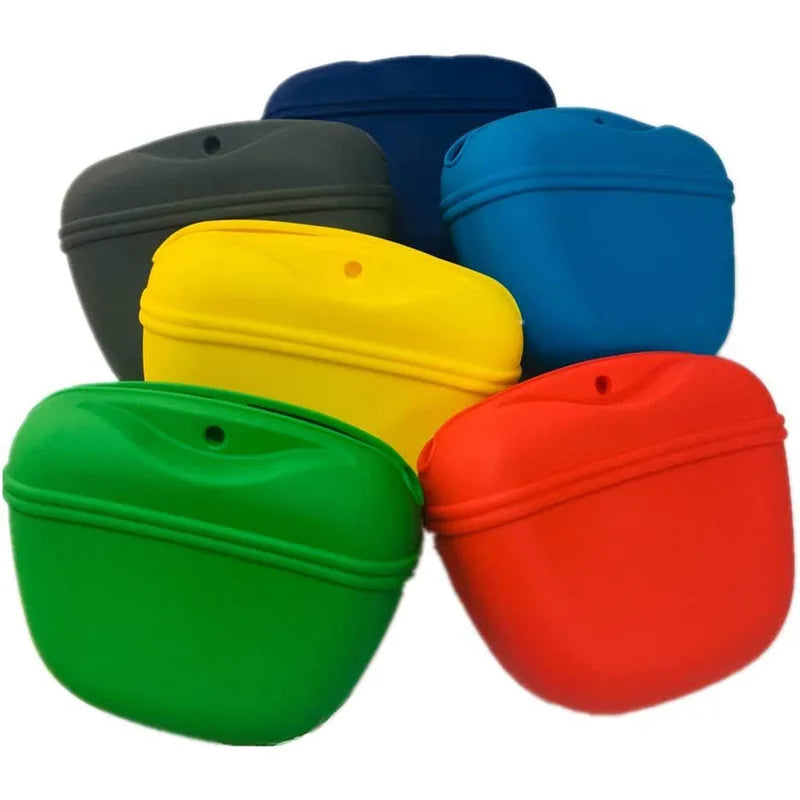 Hot-selling Pet Silicone Dog Food Bag Portable Dog Training Snack Bag Training Snack Bags Dogs Training Fanny Pack Pet Supplies