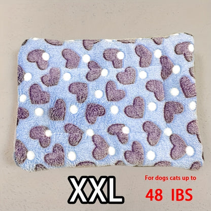 All-Season Dirt-Resistant Rectangular Pet Blanket - Comfortable Dog Paw Heart Print Pet Bed, 1pc