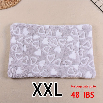 All-Season Dirt-Resistant Rectangular Pet Blanket - Comfortable Dog Paw Heart Print Pet Bed, 1pc