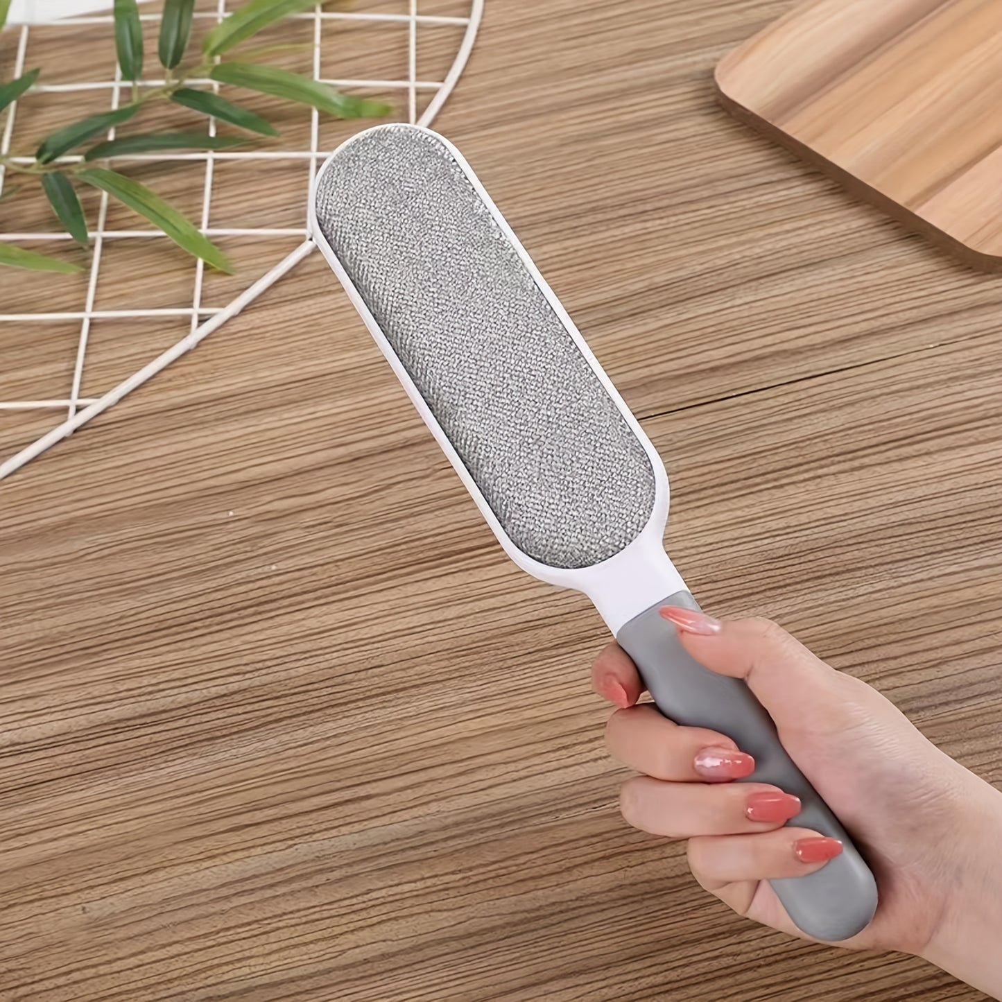 1pc, Reusable Pet Hair Remover Brush - Removes Pet Hair and Lint from Clothes, Bedding, Furniture, and Carpets - Static Electricity-Free - Perfect for Home Cleaning and Grooming