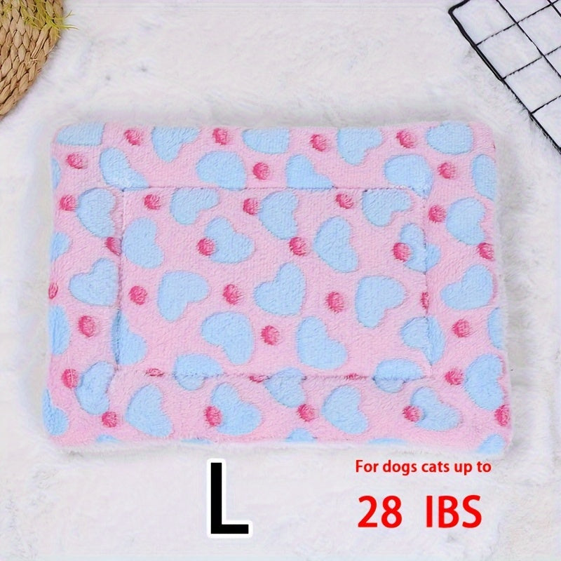 All-Season Dirt-Resistant Rectangular Pet Blanket - Comfortable Dog Paw Heart Print Pet Bed, 1pc