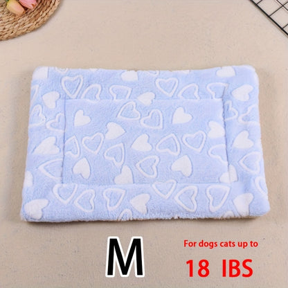 All-Season Dirt-Resistant Rectangular Pet Blanket - Comfortable Dog Paw Heart Print Pet Bed, 1pc