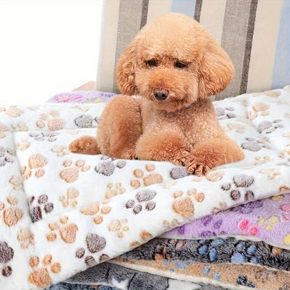All-Season Dirt-Resistant Rectangular Pet Blanket - Comfortable Dog Paw Heart Print Pet Bed, 1pc