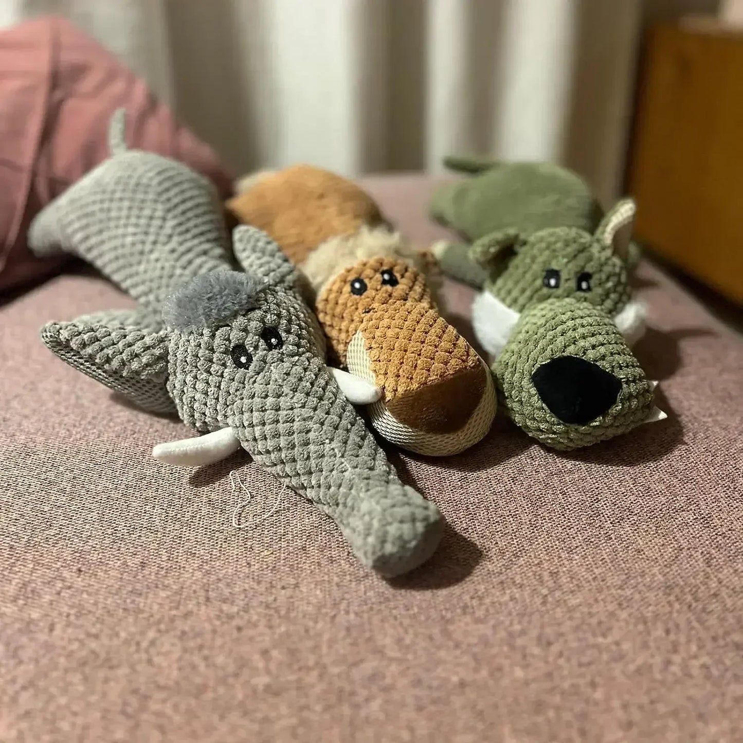 Pet Dog Toys for Large Dogs Cute Plush Squeak Stuffed Toys Fleece Durable Chewing Cute Soft Toys Pet Molar Toys Dogs Accessories