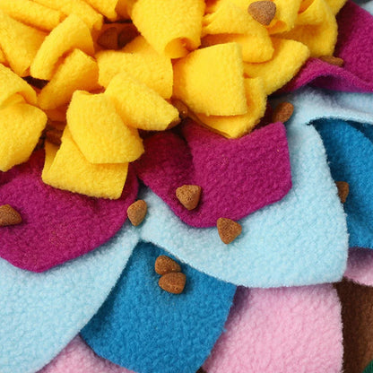 Pet Snuffle Feeding Mat Dog Chew Toys Pet Squeaking Stuffed Toys Puzzle Feeder Pad for Dogs Cats Play Funny Training Plush Toys