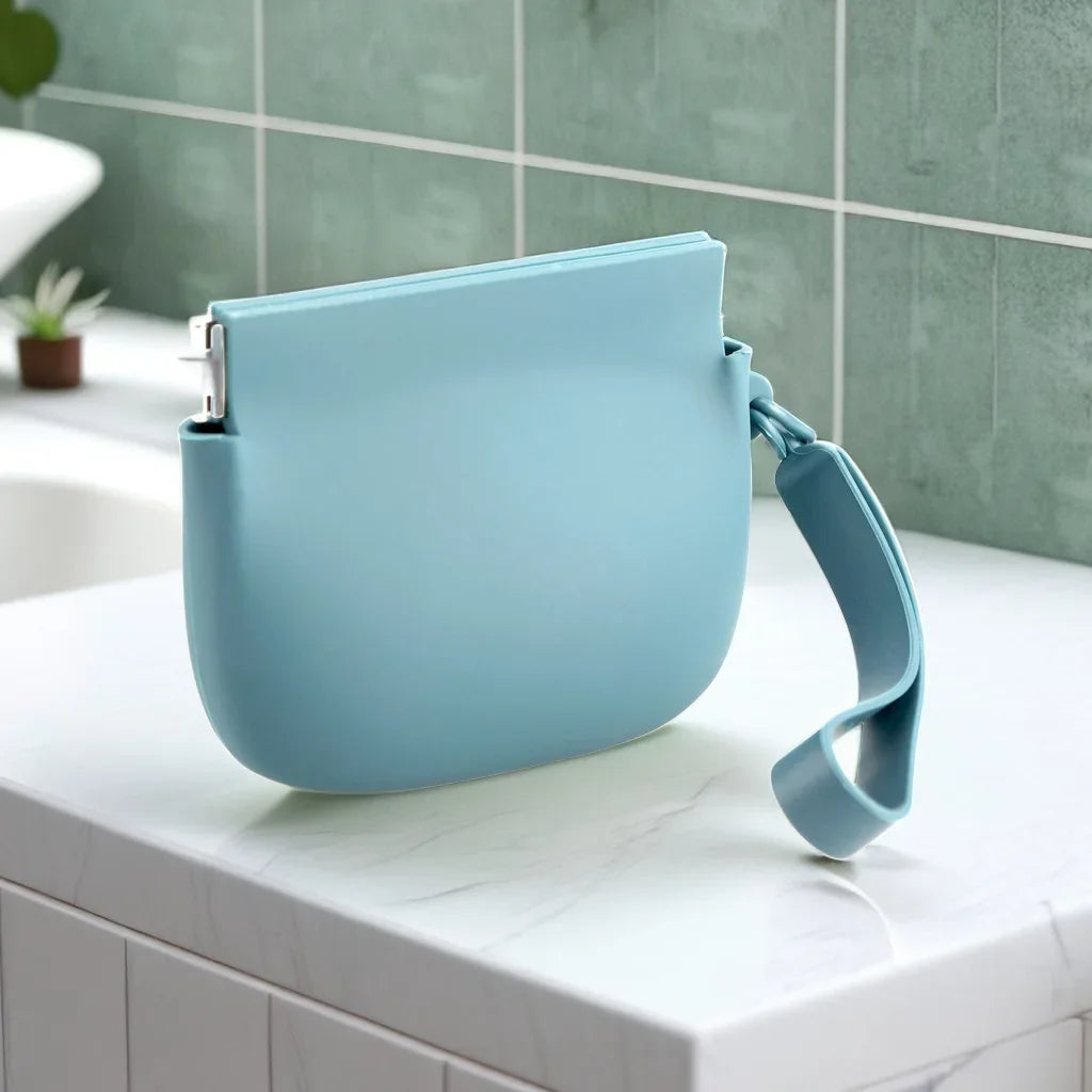 1 Silicone Dog Snack Bag, Portable Pet Snack Bag, Easy To Clean and Waterproof, Convenient Pet Food Bag for Outdoor Training