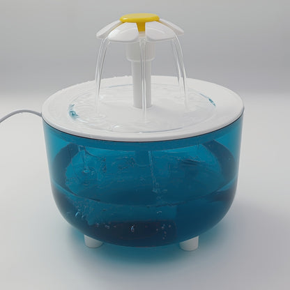 Cats and dogs pet new fountain flower water dispenser automatic cat water dispenser dog water dispenser food grade PP material, quiet operation, USB powered, safe and secure, suitable for cats and dogs large capacity Hallowee