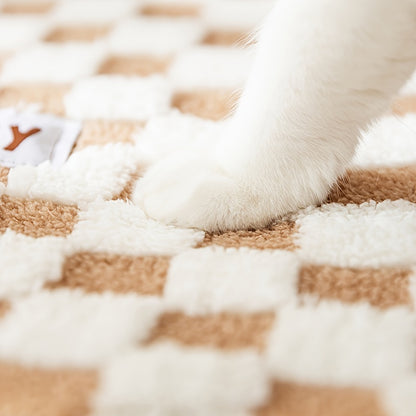 Cat Tunnel Cat Nest Small Pet Tunnel Small Pet Nest Elk Pet Nest Hide and Seek Toy Cat Tunnel Play Sleep Integrated Bear Shaped Tunnel Cat Nest Pet Nest Warm Nest Rabbit Hamster Tunnel Nest