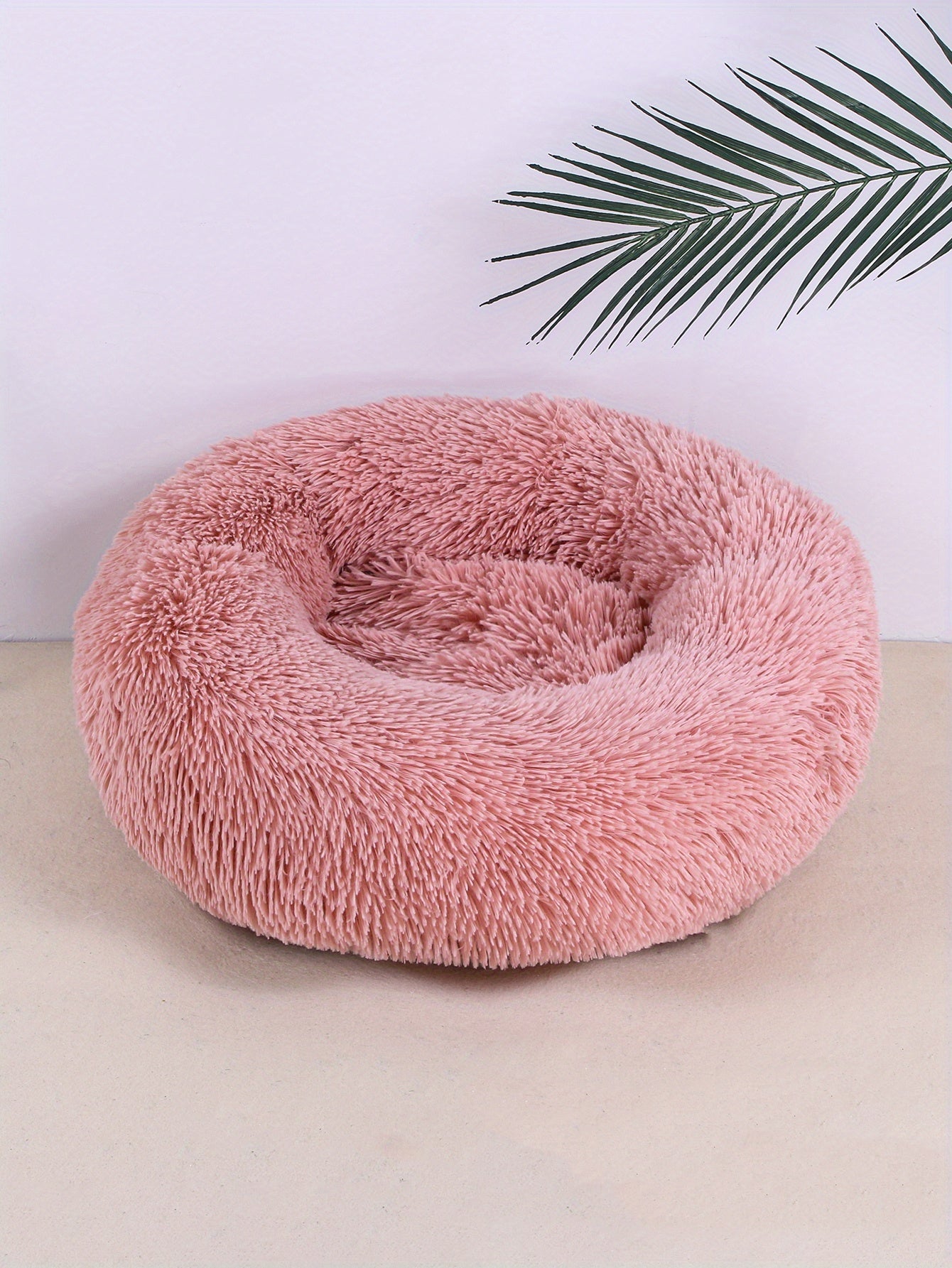 Ultra-Soft Plush Round Pet Bed - Luxurious Sleeping Haven with Warmth and Comfort for Dogs and Cats - Perfect for Cozy Naps and Snuggles